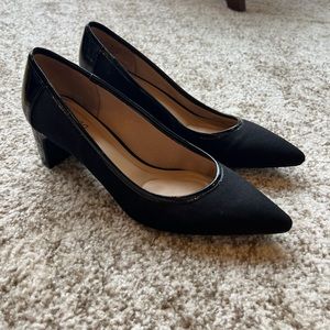 Abella true comfort black work pumps